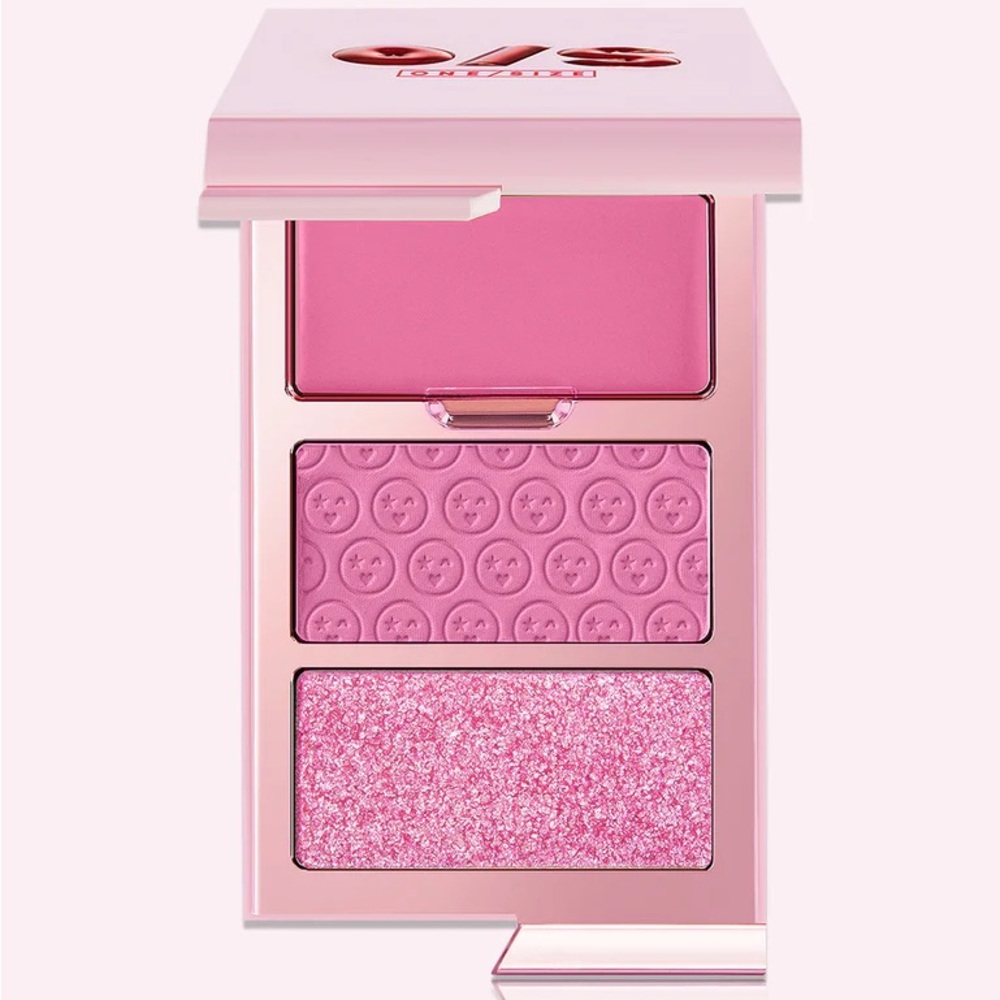 ONE/SIZE Cheek Clapper 3D Blush Trio Palette